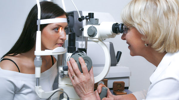 Вид услуги офтальмолога